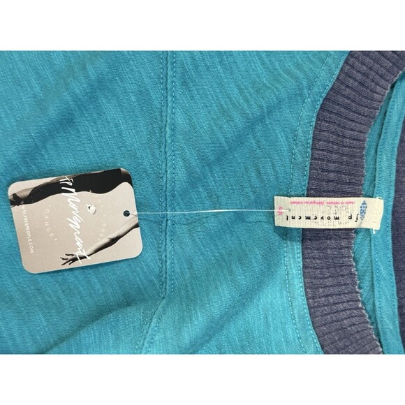 NWT Free People Movement New Kid On The Block Blue Oversized Tee Size S - Picture 3 of 4